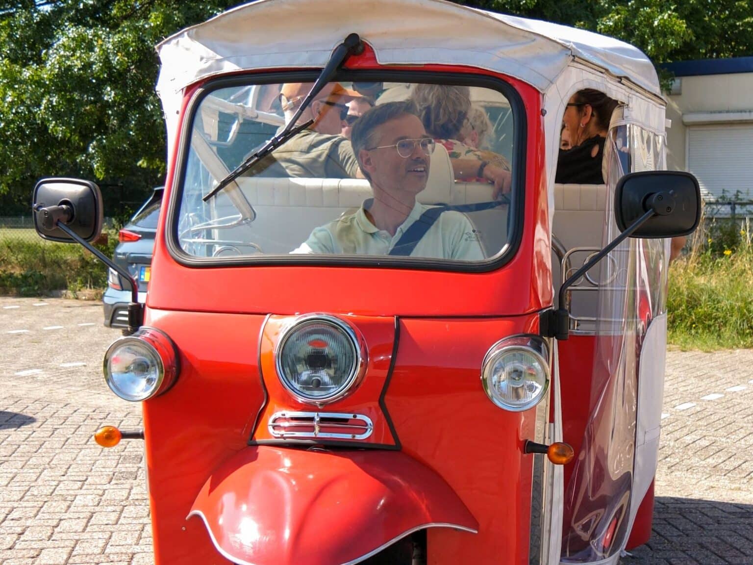 zelf tuktuk rijden brabant