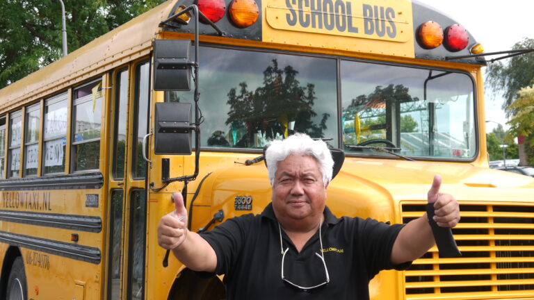 Amerikaanse Schoolbus Chauffeur